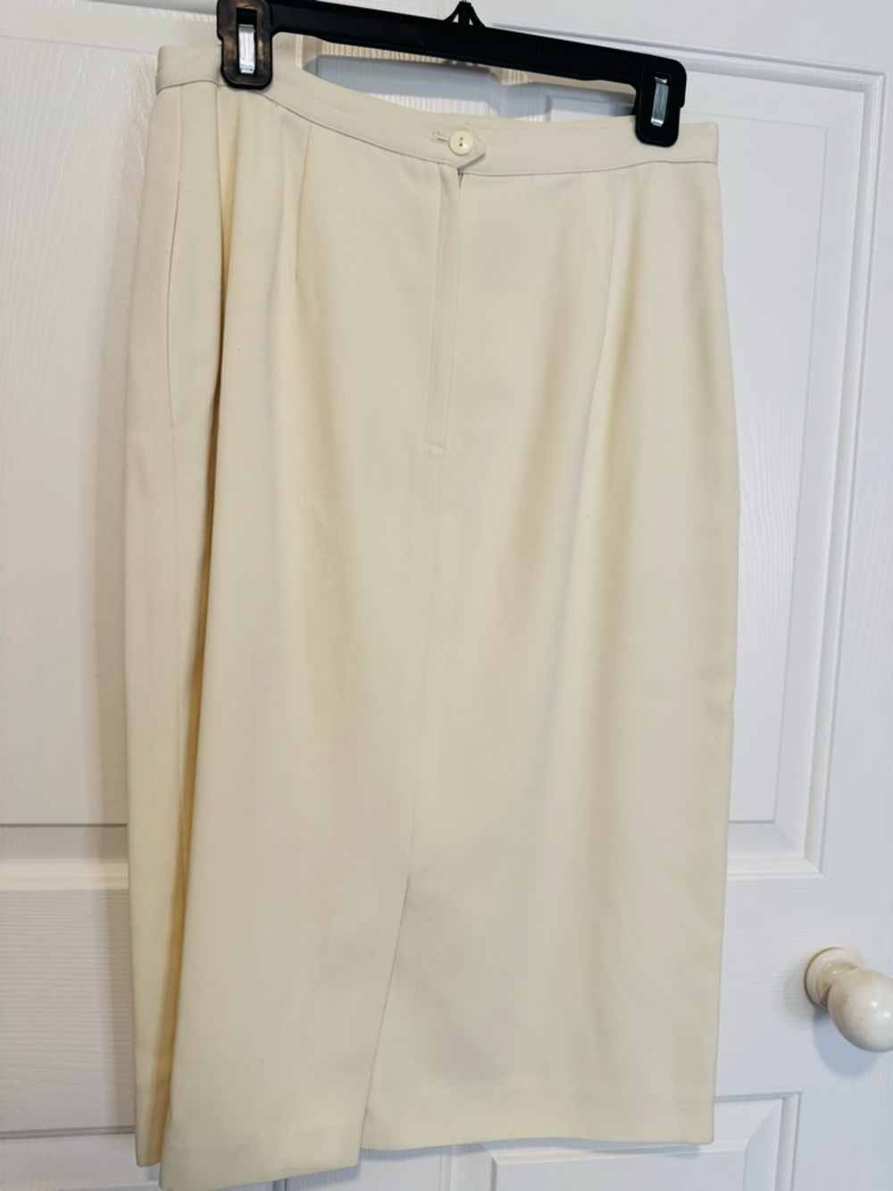 Women's Cream Pencil Skirt with Front Vent